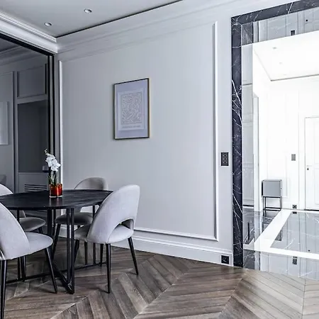 Apartment Elysees Gem 2-bedroom